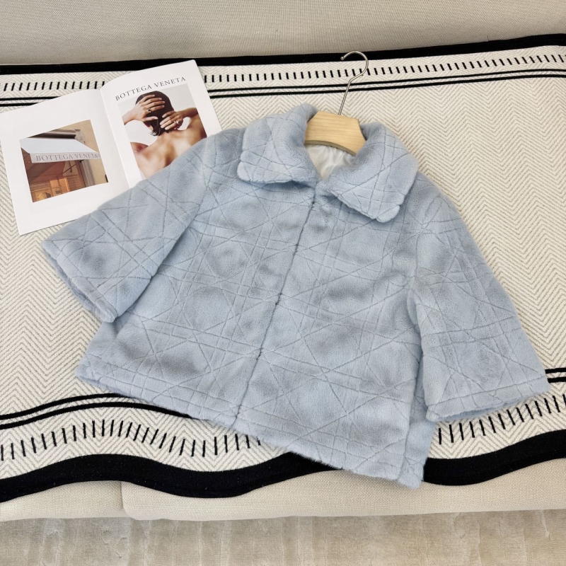 chr1st1an D10r outwear